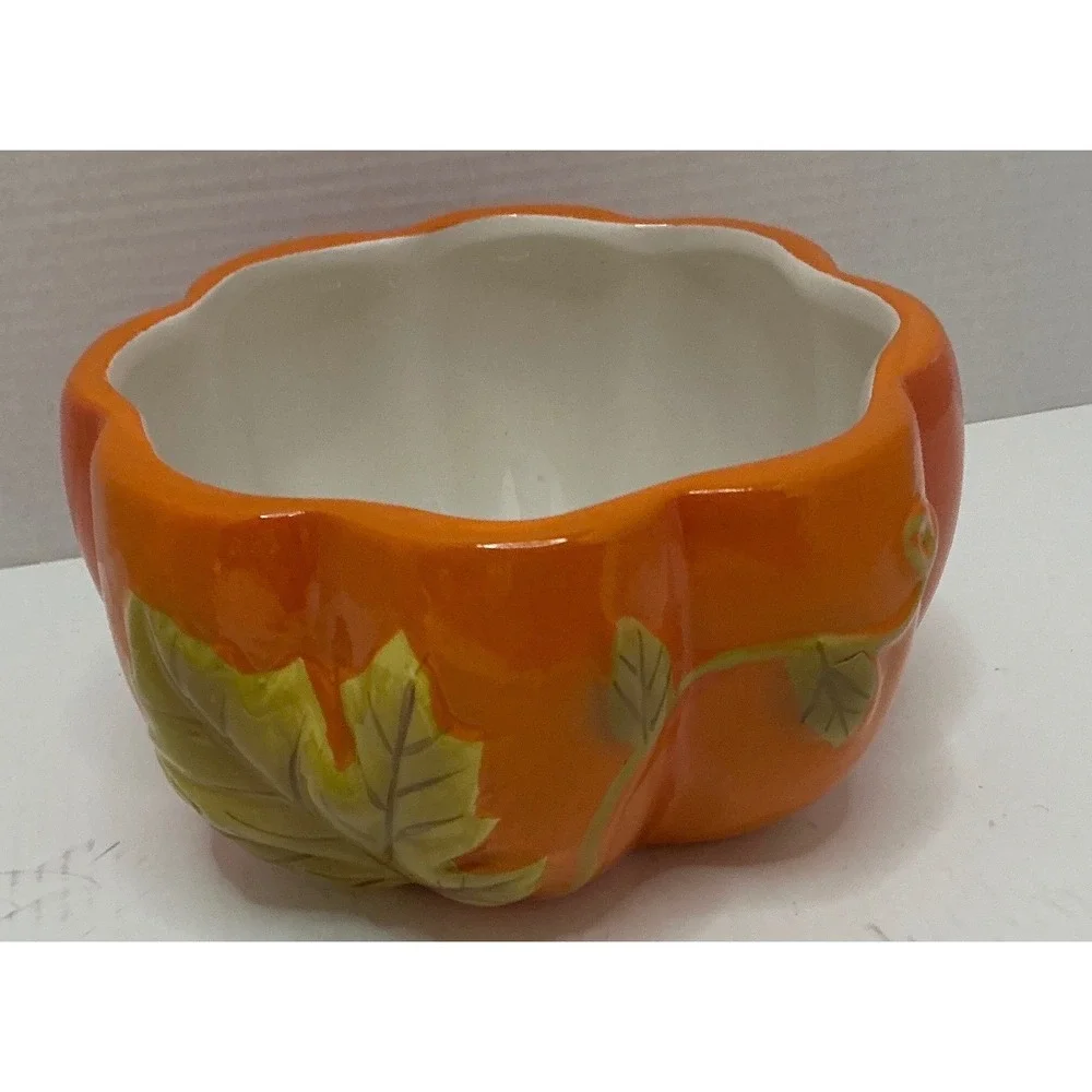 Hand Painted Earthenware Pumpkin Bowl Orange Scalloped Fall Decor 6 Inch